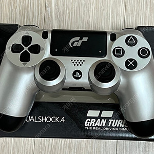PS4 듀얼쇼크4 그란투리스모 에디션 팝니다