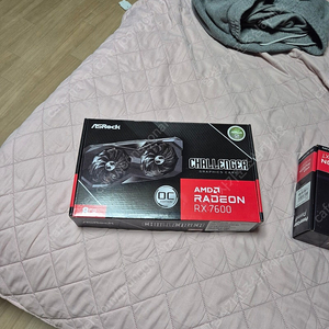파워컬러 rx 6500 xt 애즈락 rx 7600 둘 중 먼저 팔리는거 하나만 팝니다