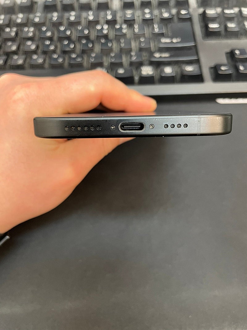 아이폰16플러스 블랙 128GB 배터리100% 상태좋은...--5