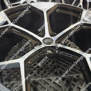 아우디 A7 전용 뉴RS7 퍼포먼스 스타일 FORGED 22인치 신품휠