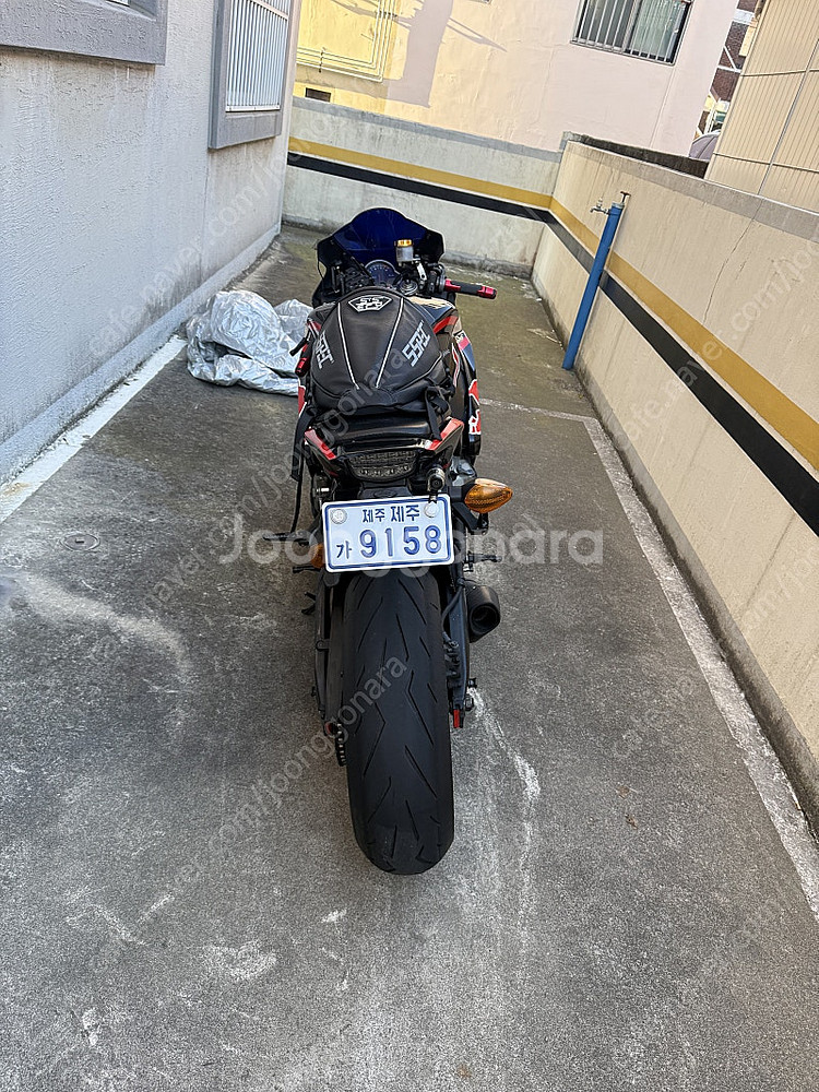 CBR1000rr--3