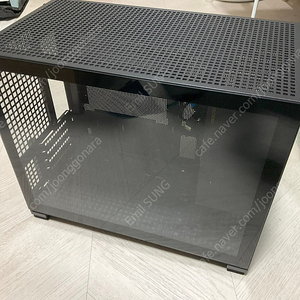 JONSBO D32 PRO (블랙,BTF 호환) PC 케이스 팝니다.