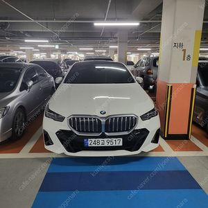 BMW 신형 5시리즈 520i G60 M 스포츠패키지 24년형 리스승계합니다.
