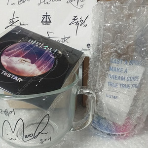 데뷔못하면죽는병걸림 데못죽 테스타 이디야 팝업 굿즈 등