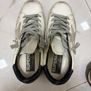 골든구스 네이비탭