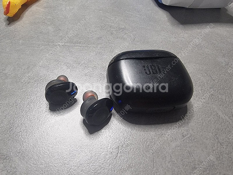 JBL Tune 120 TWS 블랙 블루투스 이어폰--2