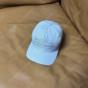 (Supreme x Kaws) 슈프림x카우스 그레이 6패널 볼캡 모자