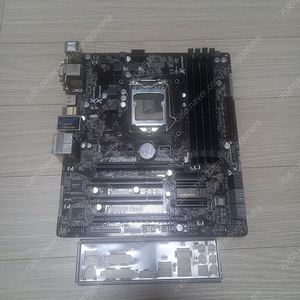에즈락 B85M Pro4