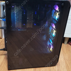 [서울/암사] 중고 본체 팔아요 (cpu 6세대 i7 6700k+cpu쿨러+메인보드) + 메모리32gb + 1050 그래픽 카드m.2ssd + 4테라 하드디스크 1개+ 파워 +케이