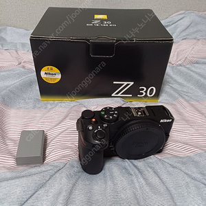 니콘 Z30 바디