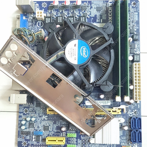 i5-3750 + 보드 + 8gb (DDR 3 입니다)-연습용
