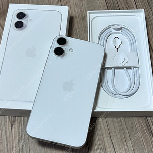 애플 아이폰16플러스 화이트 128GB (배터리 성능 100%)