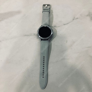 갤럭시 워치4 클래식 실버 46MM S급 매우깨끗 6만원 판매합니다!