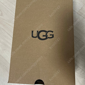 어그 타스만 us8