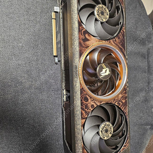 컬러풀 RTX4080 SUPER 검은 신화 오공 에디션 팝니다.