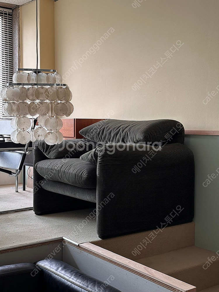 Original Cassina maralunga Vic...--0