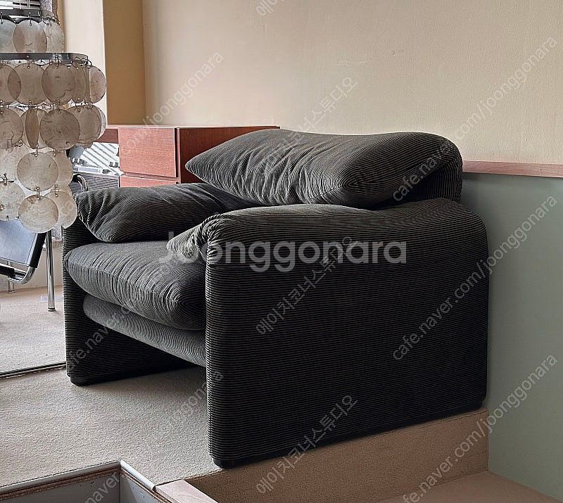 Original Cassina maralunga Vic...--1