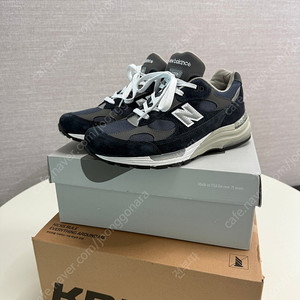 뉴발란스 992 코어네이비 270