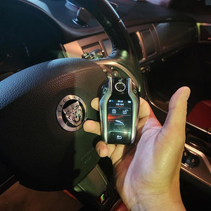 [판매] 재규어 XE, XF, XJ, F-TYPE, E-PACE 차량키 디지털 디스플레이 스타일로 업그레이드, 분실 시 전국출장 방문 복사 제작까지 대응가능