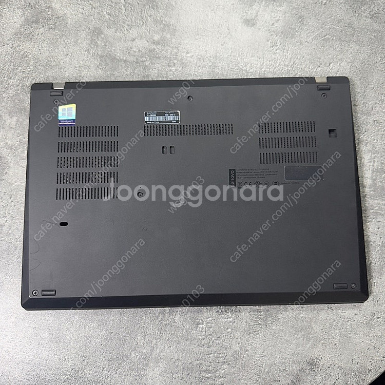 레노버 ThinkPad T490 노트북 판매합니다.--3