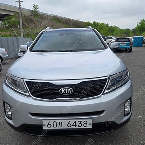 14년식 뉴쏘렌토R 디젤 2.2 2WD 리미티지 오토 팔아요 무사고 13만주행 보증가능1050만원