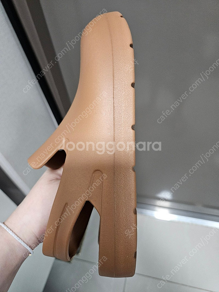 폴더 라벨 테일 클로그 브라운 260--2