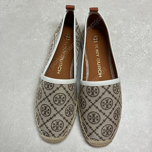 토리버치 슬립온 새상품