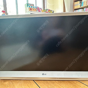 캠핑 LG 룸앤티비 27인치 이동식 TV, 거치대