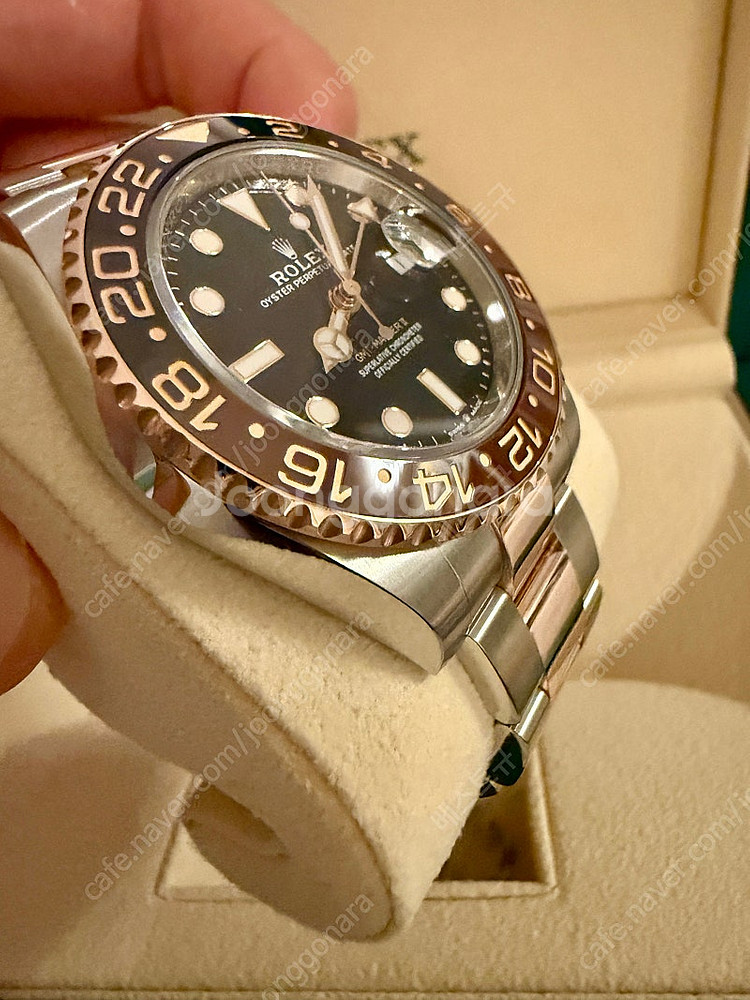 롤렉스 Gmt-master2 루트비어 콤비 팝니다. ﻿--9