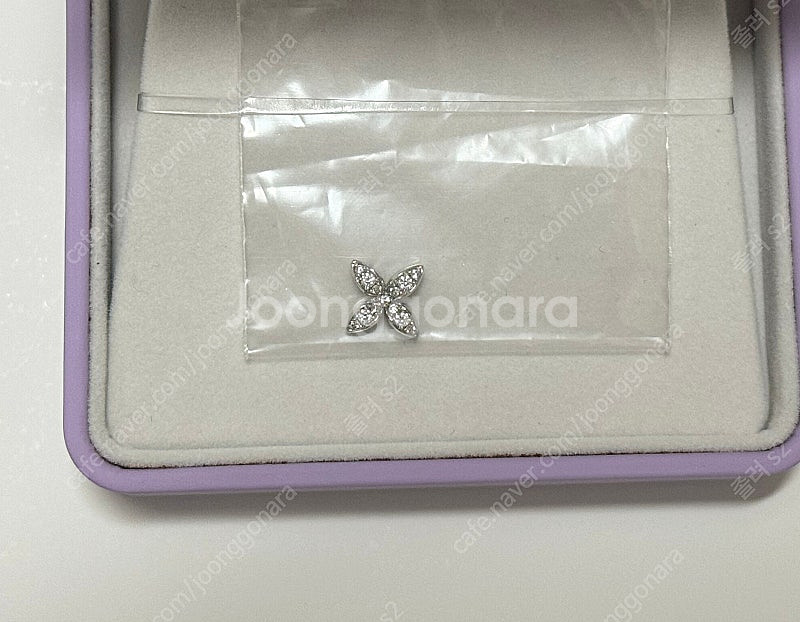 골든듀 펄시피아 쁘띠 파베 펜던트 새상품(가격내림)--0