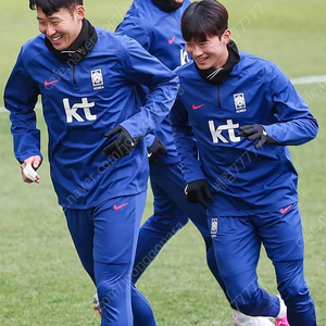 22-24 국대 지급용 레인자켓 외 여러가지 판매합니다