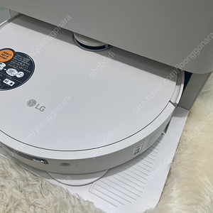 LG 코드제로 로보킹 AI 로봇청소기 B95AWBH 새제품 98만원