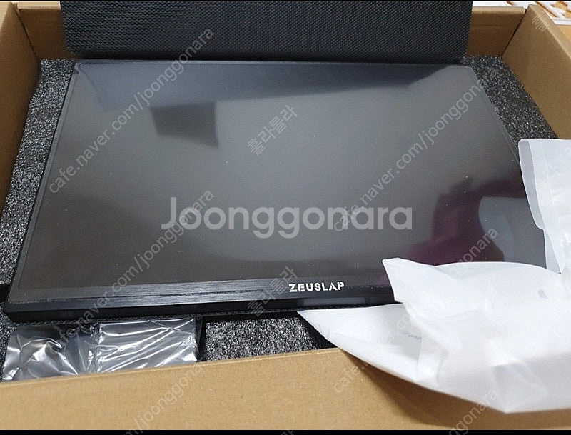 ZEUSLAP 14인치 휴대용 모니터 거의새것--3