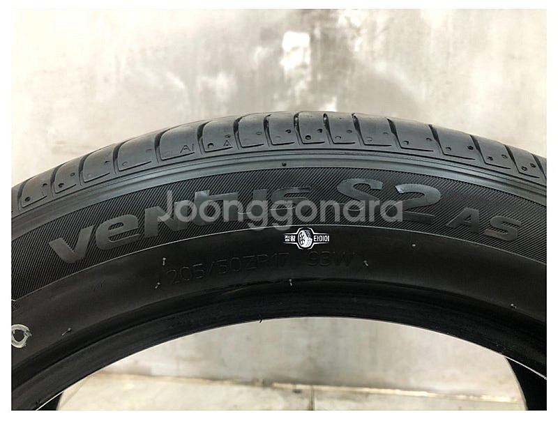 중고타이어 한국타이어 벤투스 S2AS 205/50R17...--3