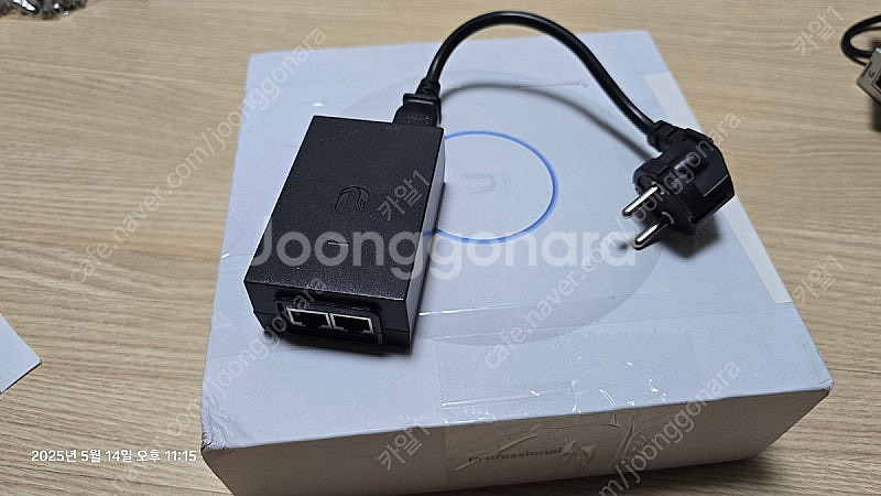 Unifi USG, PoE Switch, AP--6