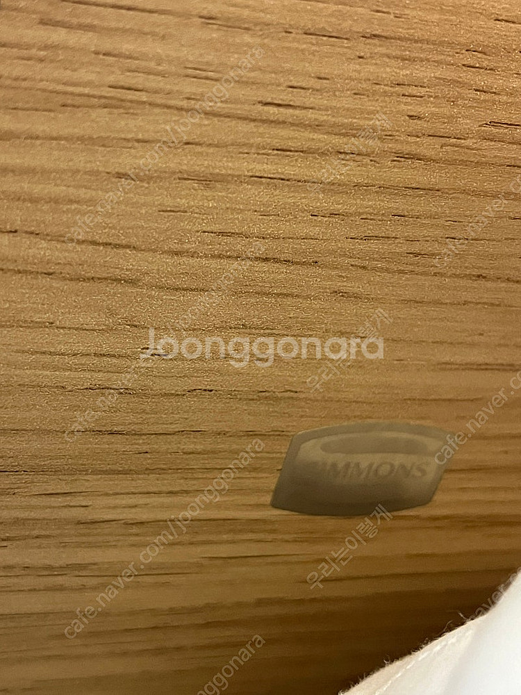 시몬스 라지킹 바이브 매트리스와 국민프레임 D2178A...--5
