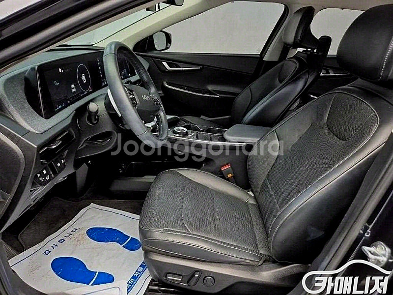 [기아]EV6 스탠다드 AWD 에어 (5인승) 2022...--2