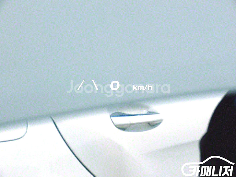 [기아]EV6 롱레인지 AWD 어스 2022 년 전기 중고차 전액할부 중고차리스 중고차수출--1