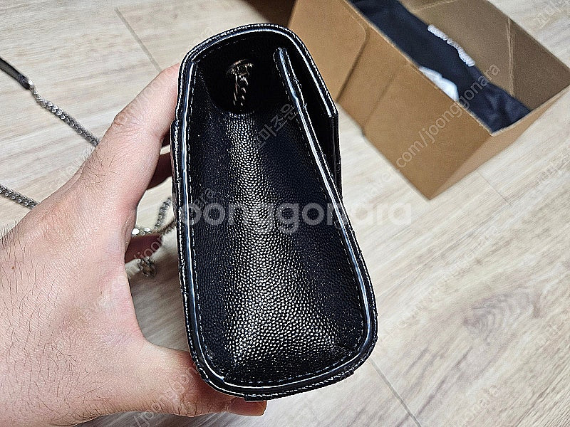 생로랑 은장 앙브로프 스몰백 180만 팔아요.--5