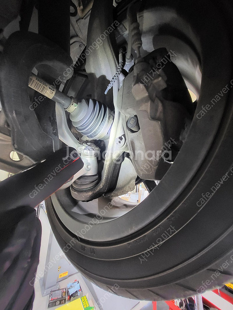 BMW F바디 벨트세트 / 등속조인트 / M550D 디퓨저 판매 + @--9