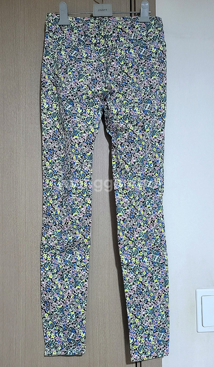새상품 유니클로 봄여름 꽃무늬 스판허리밴딩바지 M--1
