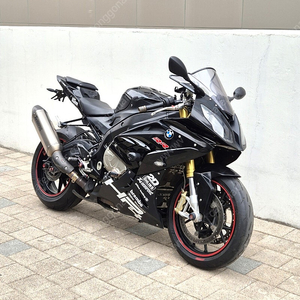 2016년식 4만키로 BMW S1000RR 판매합니다.​