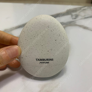 탬버린즈 에그 퍼퓸 우드 솔트비치