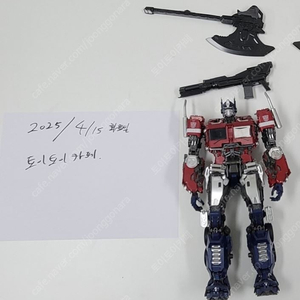 욜로파크 (Yollopark) 범블비옵티머스 프라임 조립품 판매합니다. (트랜스포머,욜로파크,yollopark,Yollopark,범블비옵티머스프라임)