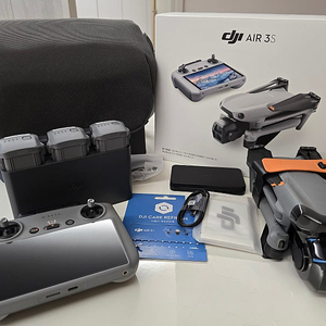 DJI AIR3S 플라이모어콤보 RC2 풀셋 팝니자.