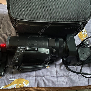 소니 AX700 캠코더