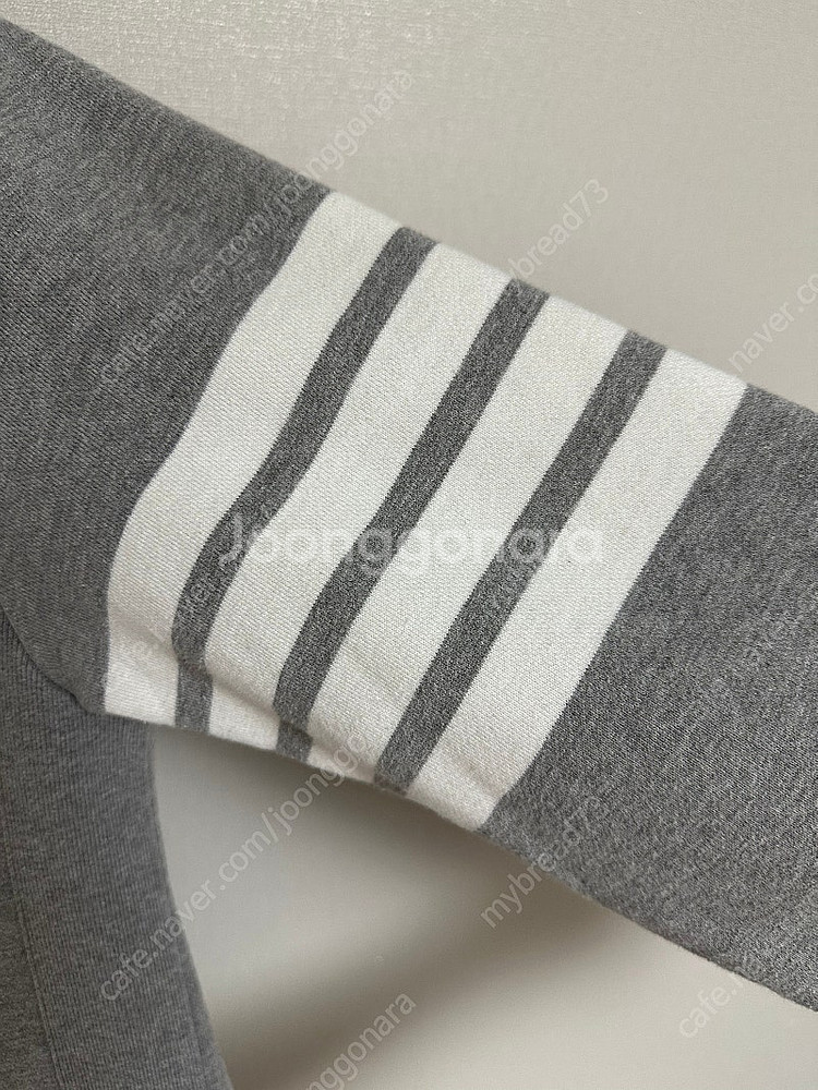 톰브라운 사선 그레이 맨투맨 3 size--4