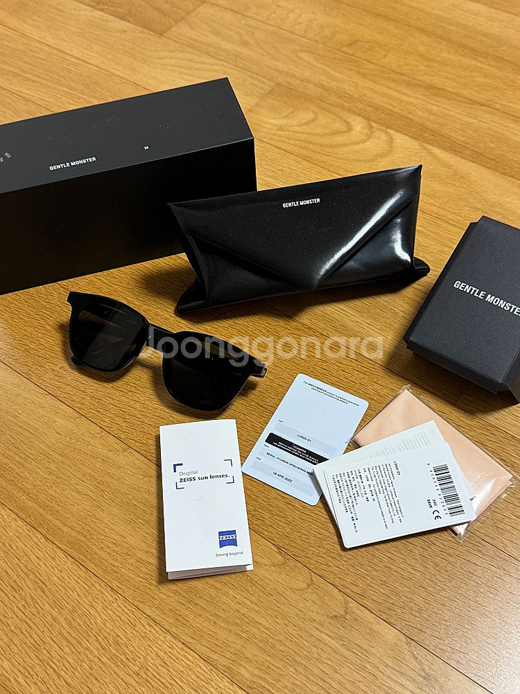 젠틀몬스터 선글라스(론디)--0