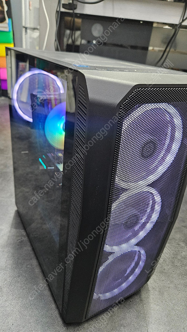 i7-11700K / RTX 3070ti 이미지