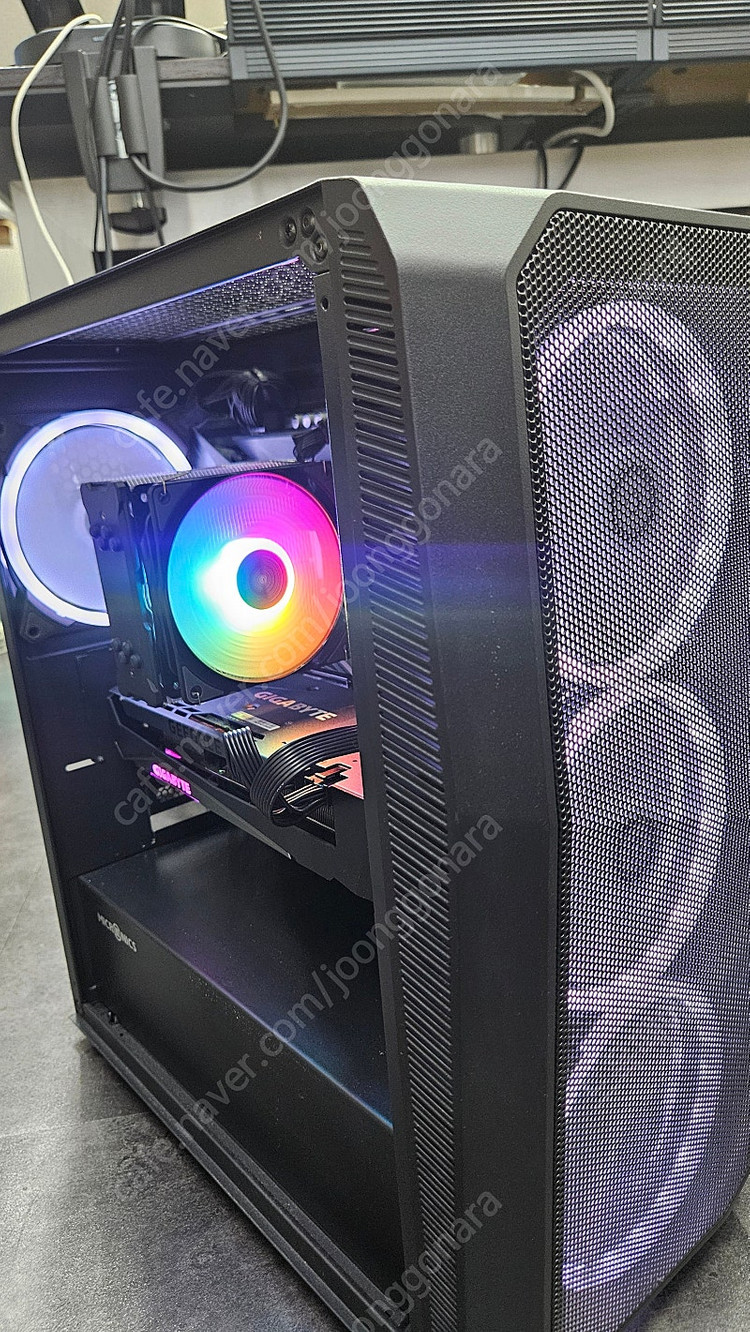 i7-11700K / RTX 3070ti 이미지